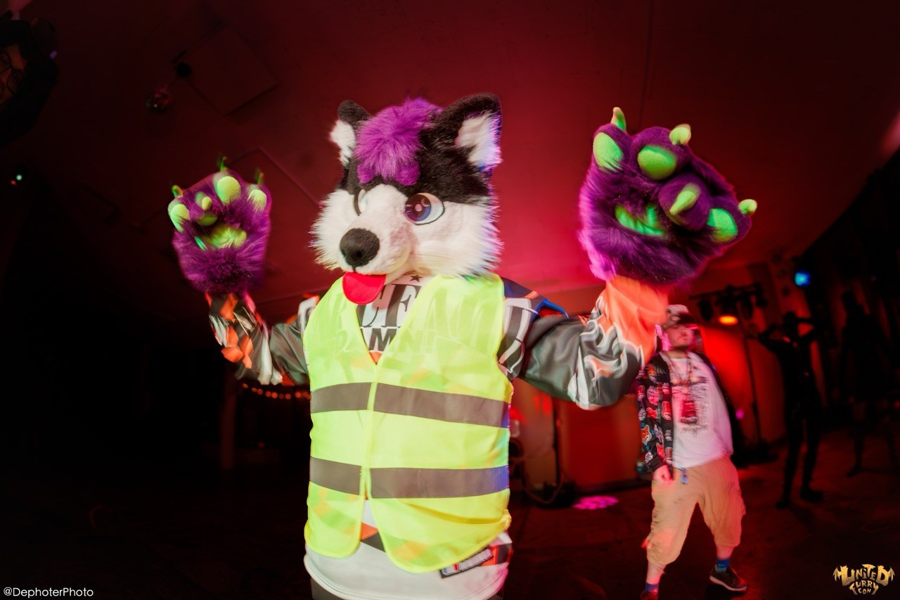 United Furry Convention 2026. Различные мероприятия и просто фотографии людей