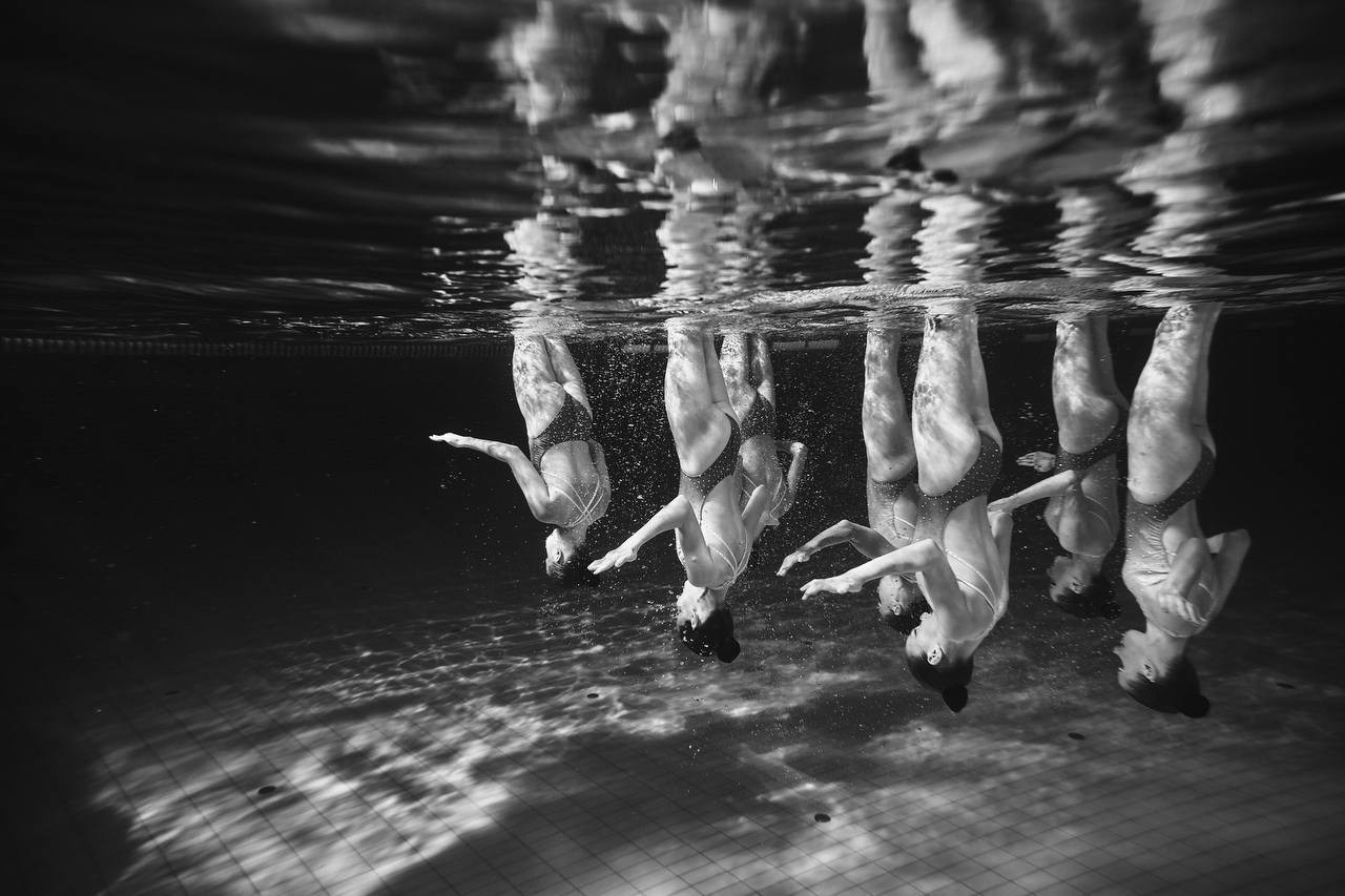 Подводная Фотосессия для команды синхронного плавания. Профессиональный фотограф в Москве — Максим Дьяконов