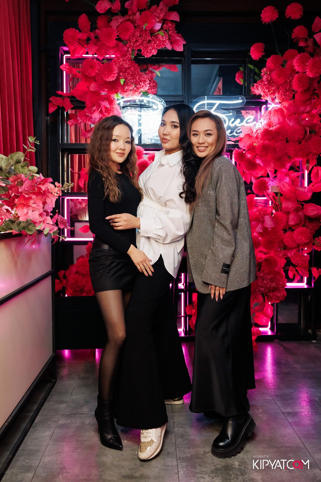 ЗАЯ, НА БИС. КИПЯТКОМ АЛМАТЫ!