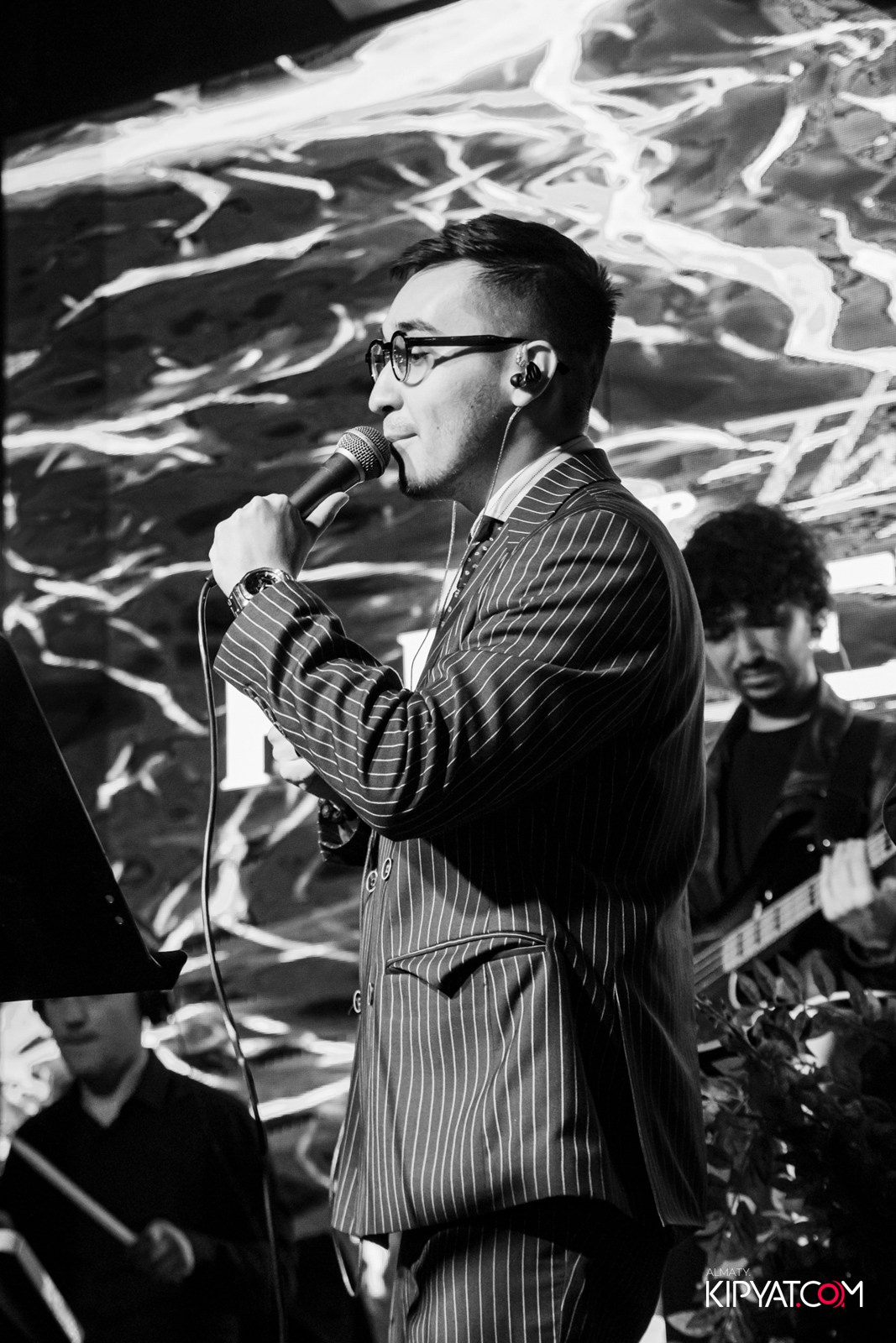 FRIENDS BAR & TERRACE. КИПЯТКОМ АЛМАТЫ! Фотосъемка мероприятий в Алматы