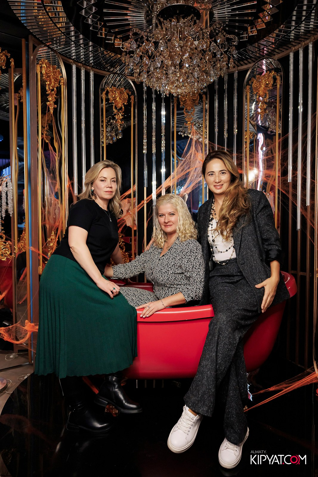 ЗАЯ, НА БИС. КИПЯТКОМ АЛМАТЫ!