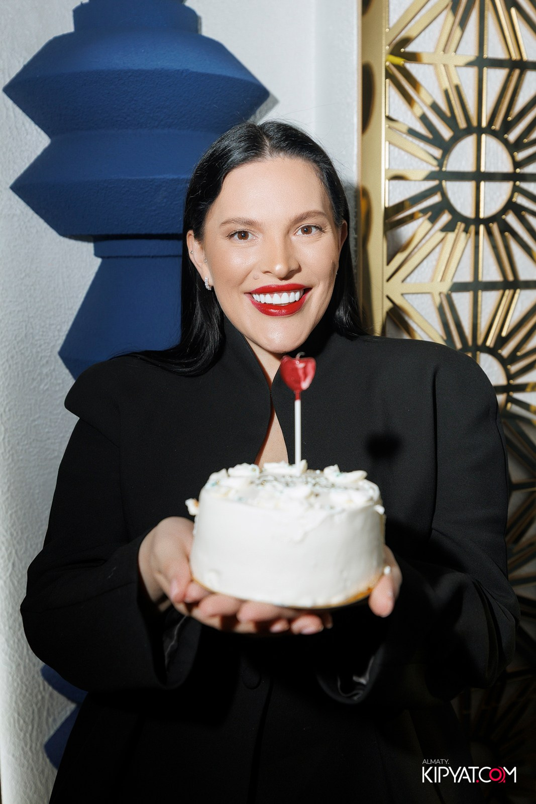 УХО И МЕДВЕДЬ НА КУРМАНАГАЗЫ. КИПЯТКОМ АЛМАТЫ! Фотосъемка мероприятий в Алматы