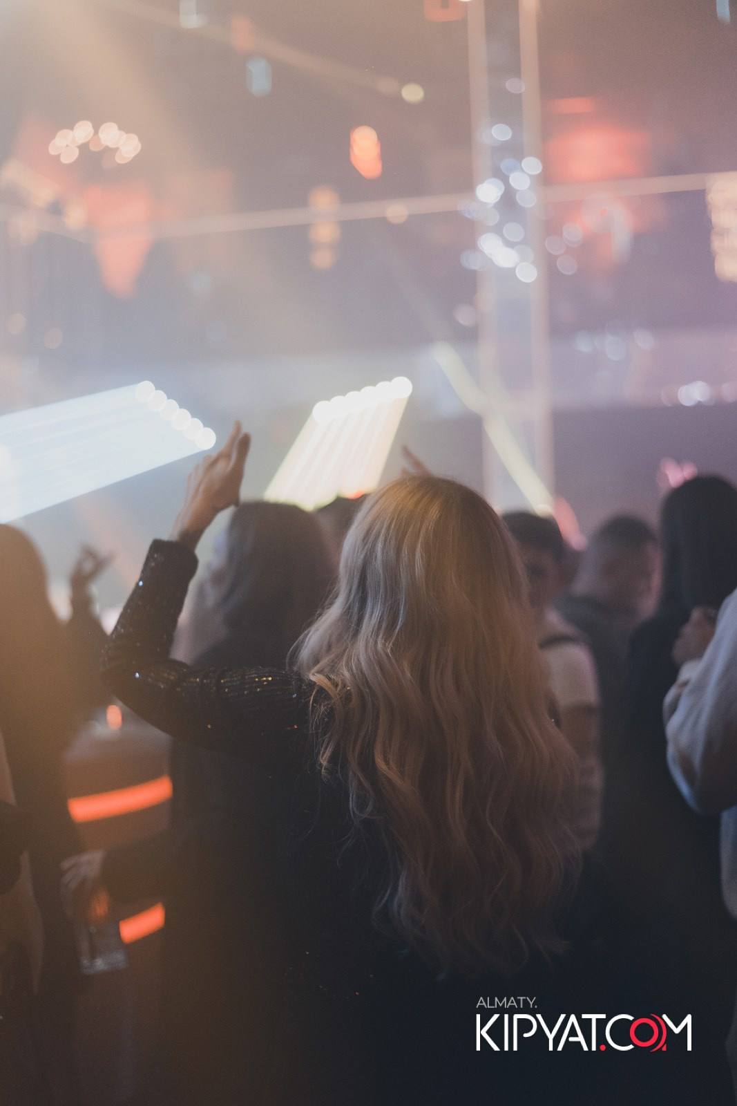 SANTA BARBARA — ВЫСТУПЛЕНИЕ ОЛЬГИ СЕРЯБКИНОЙ. КИПЯТКОМ АЛМАТЫ!