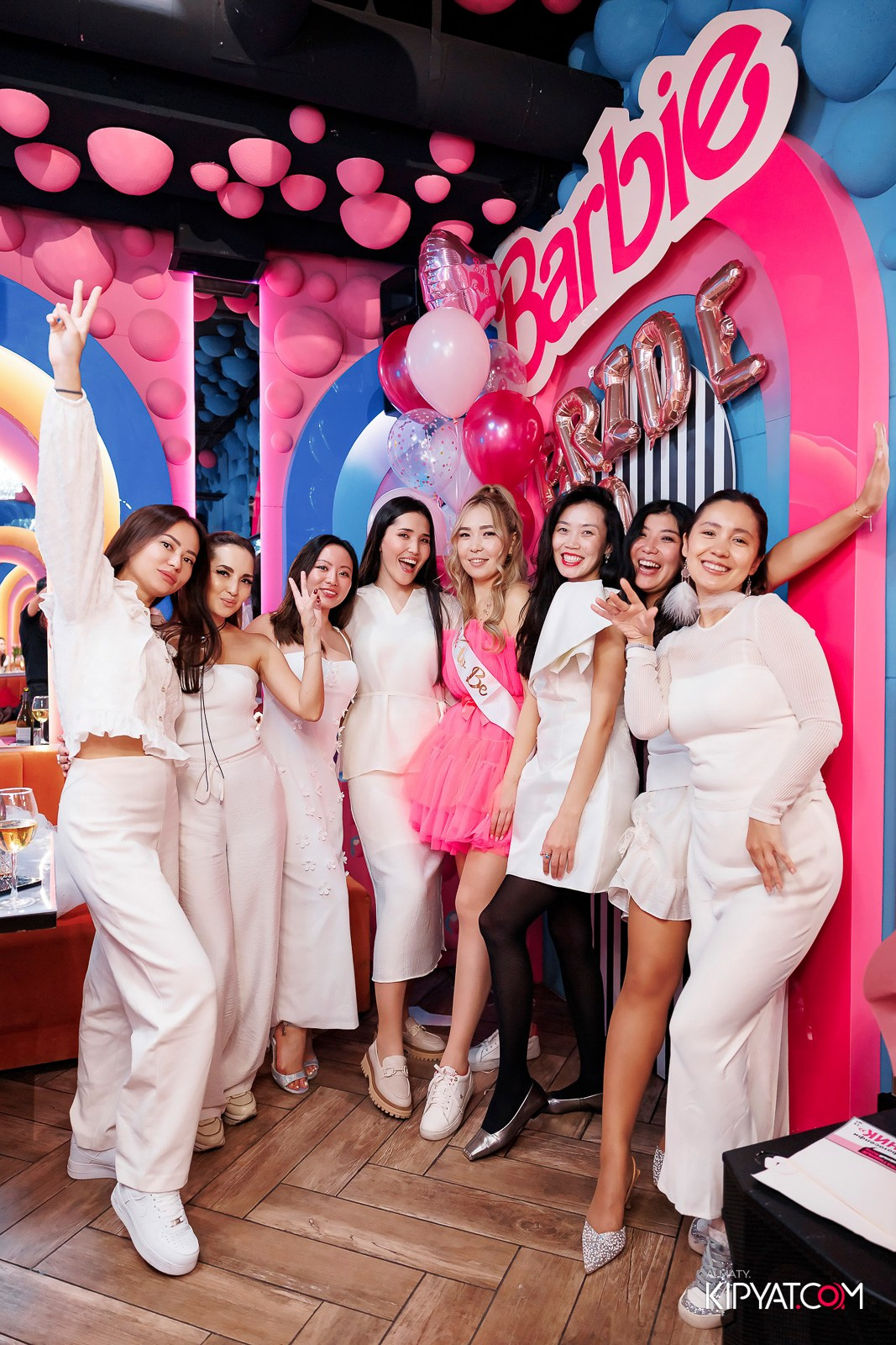 ЗАЯ, НА БИС. КИПЯТКОМ АЛМАТЫ!