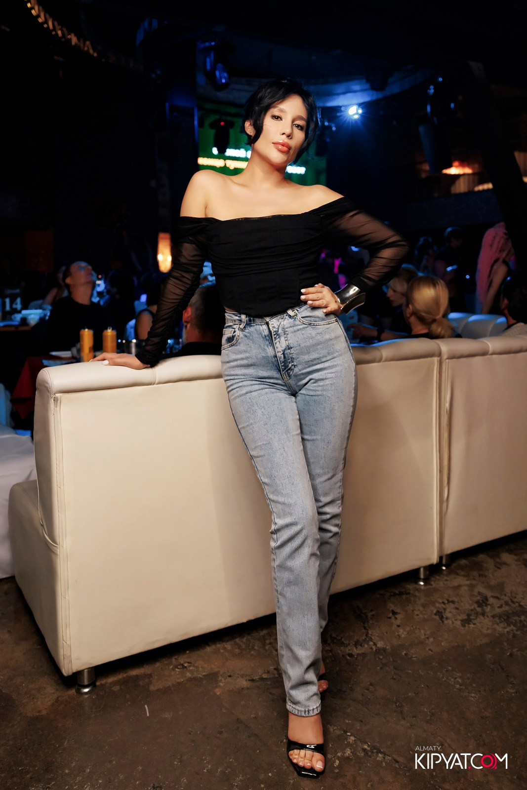 МУЗЫКАЛЬНОЕ ЛОТО В HIT RETRO. КИПЯТКОМ АЛМАТЫ!