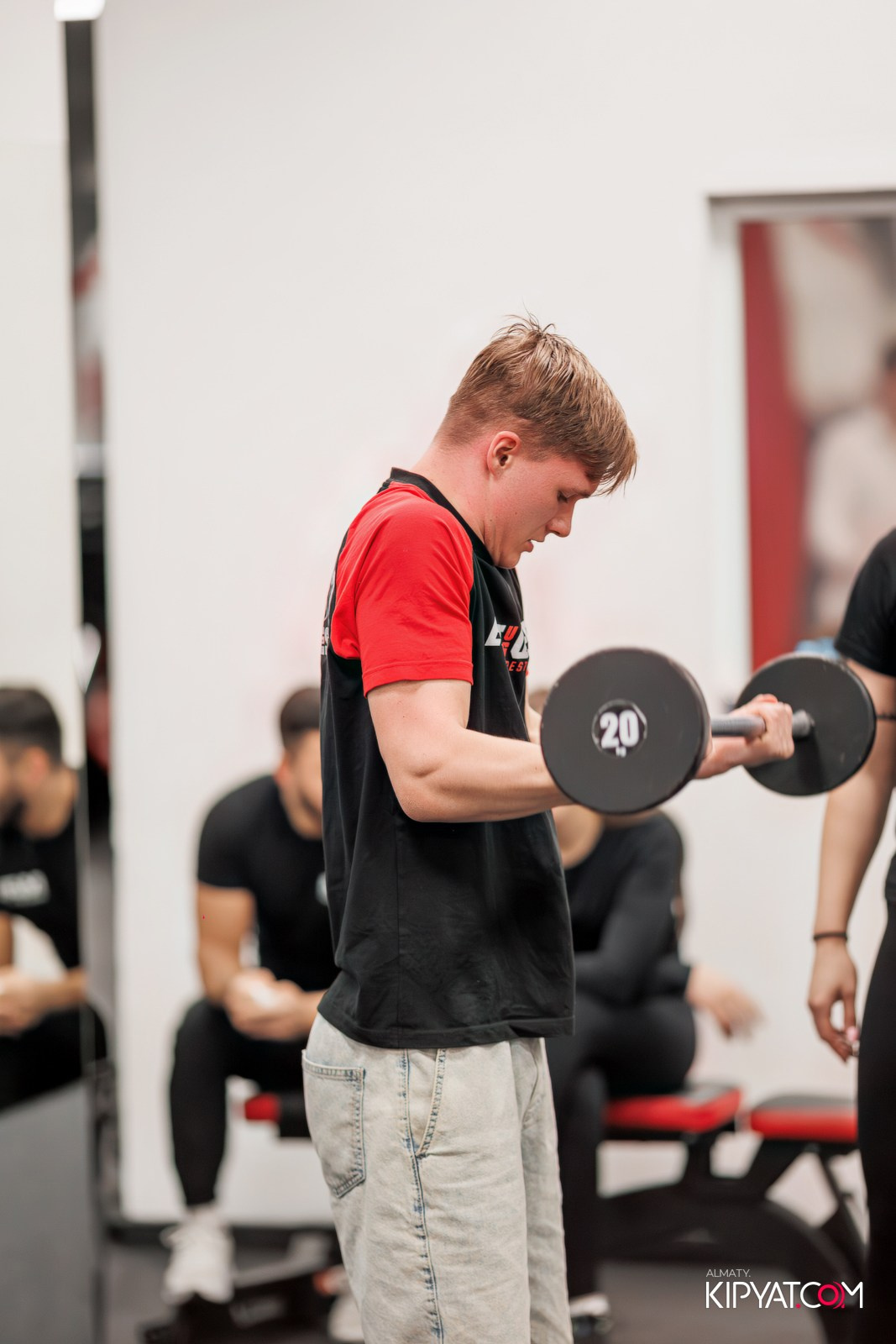 ДЕНЬ РОЖДЕНИЯ ФИТНЕС КЛУБА MIND OF BODY — НАМ 8 ЛЕТ. КИПЯТКОМ АЛМАТЫ!