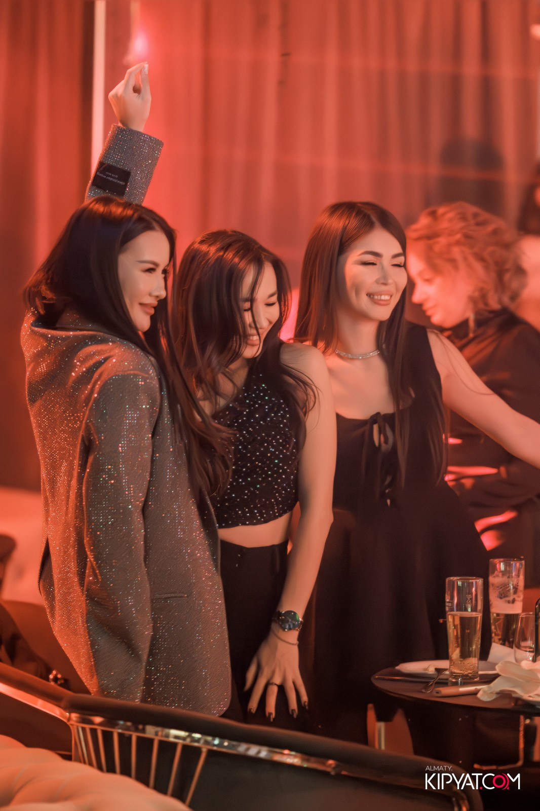 PATRIKI RESTAURANT. КИПЯТКОМ АЛМАТЫ!