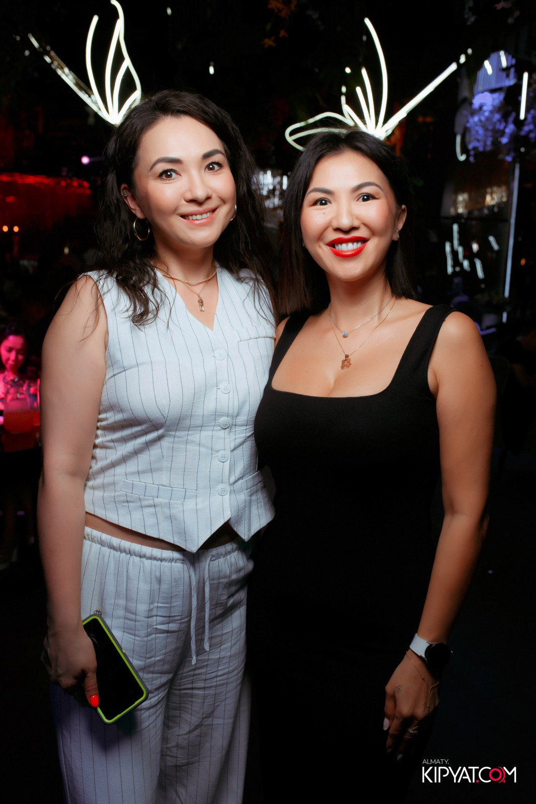 FRIENDS BAR & TERRACE. КИПЯТКОМ АЛМАТЫ!