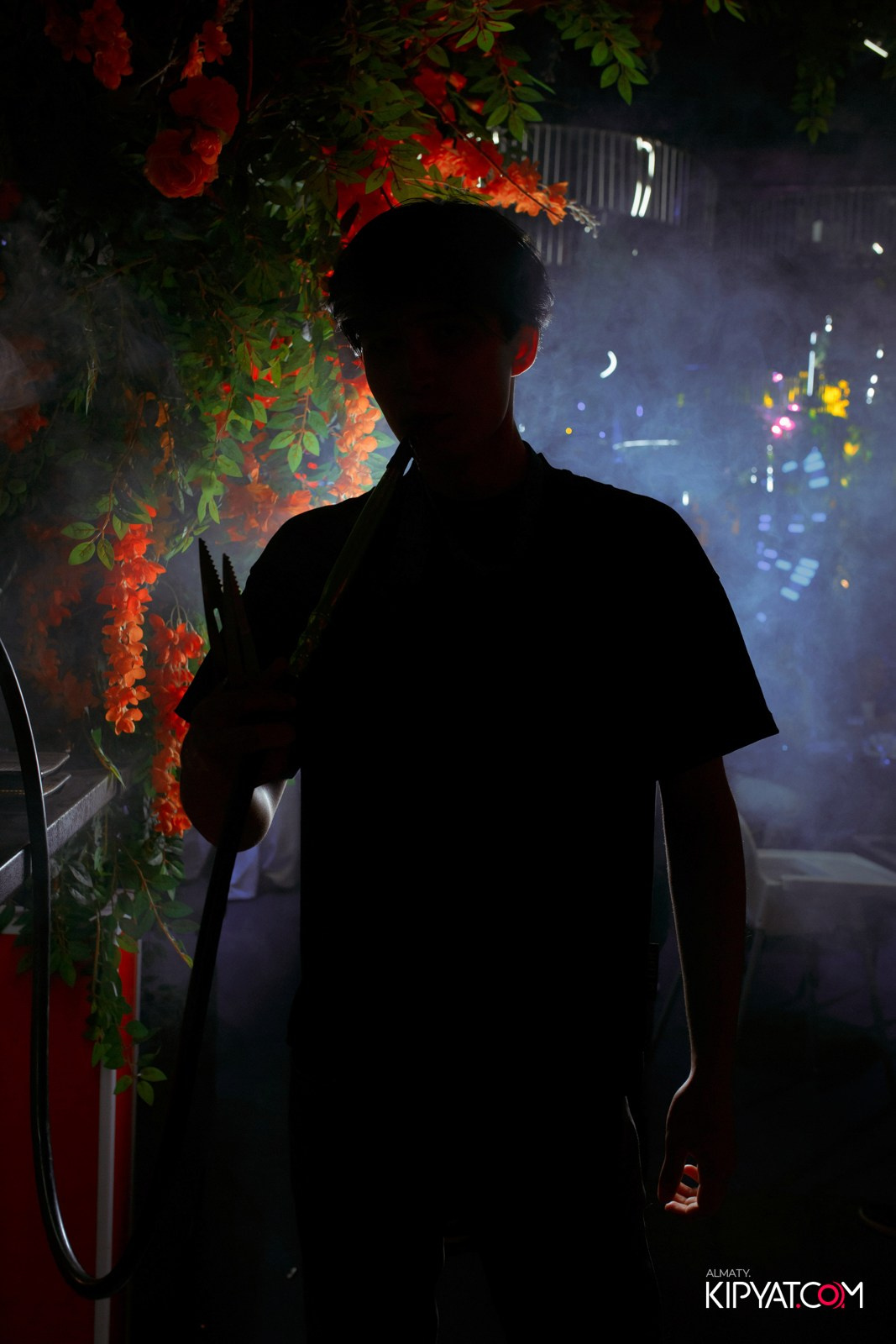 FRIENDS BAR & TERRACE. КИПЯТКОМ АЛМАТЫ!