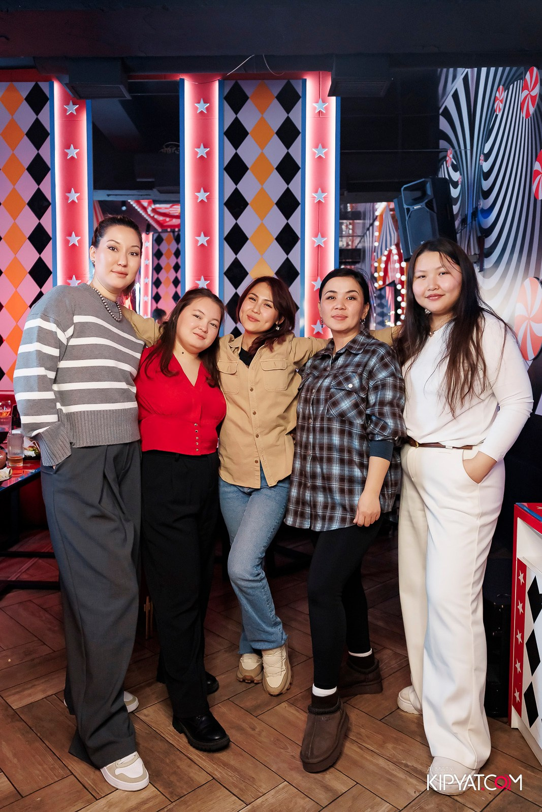 ЗАЯ, НА БИС. КИПЯТКОМ АЛМАТЫ! Фотосъемка мероприятий в Алматы