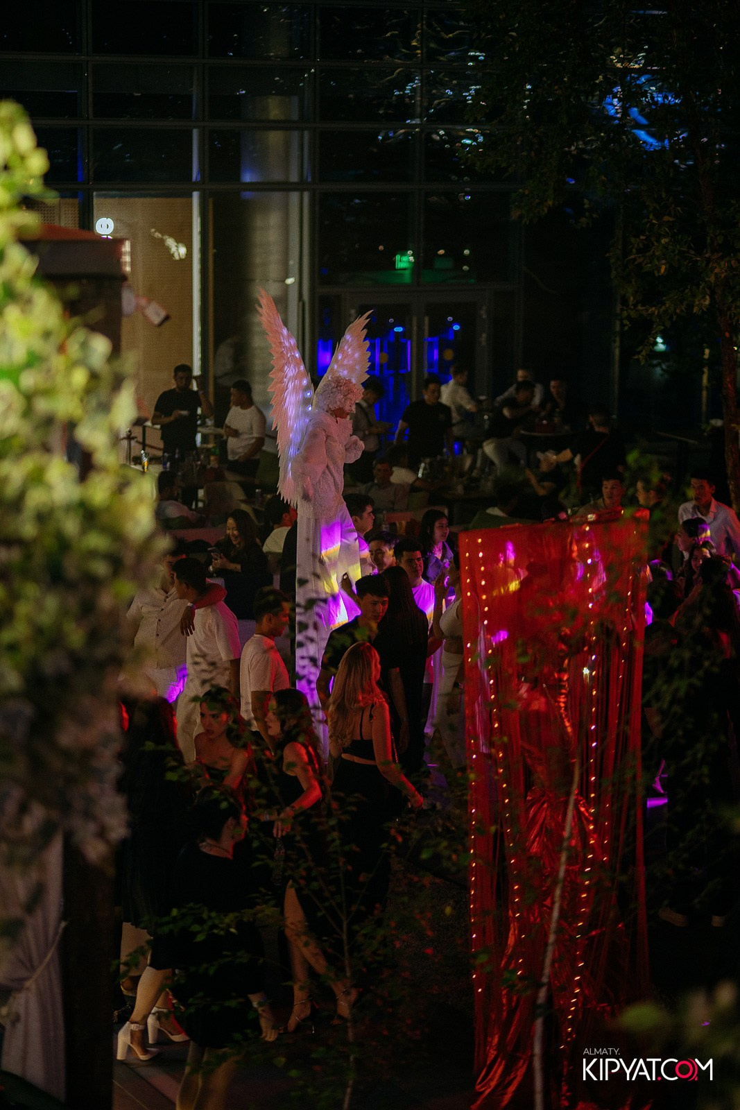 EVENT BAR. КИПЯТКОМ АЛМАТЫ!