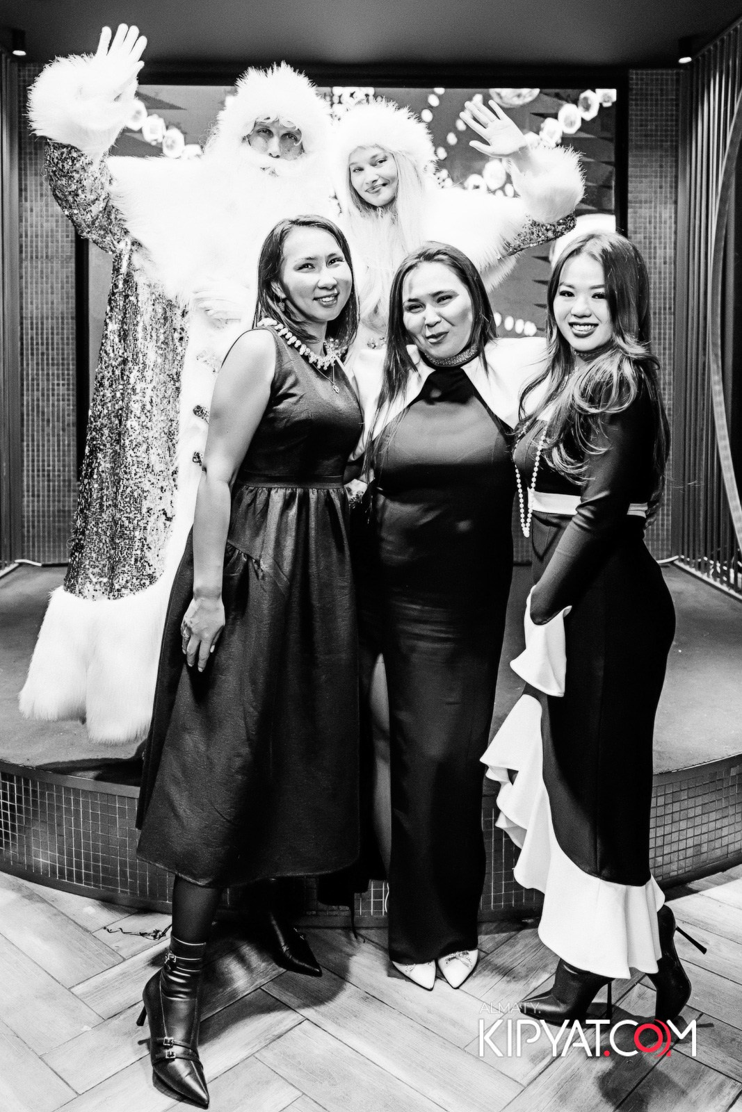 ЗАЯ, НА БИС. КИПЯТКОМ АЛМАТЫ!