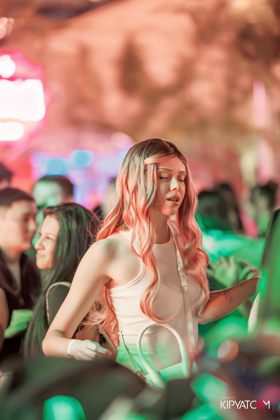 EVENT BAR. КИПЯТКОМ АЛМАТЫ!