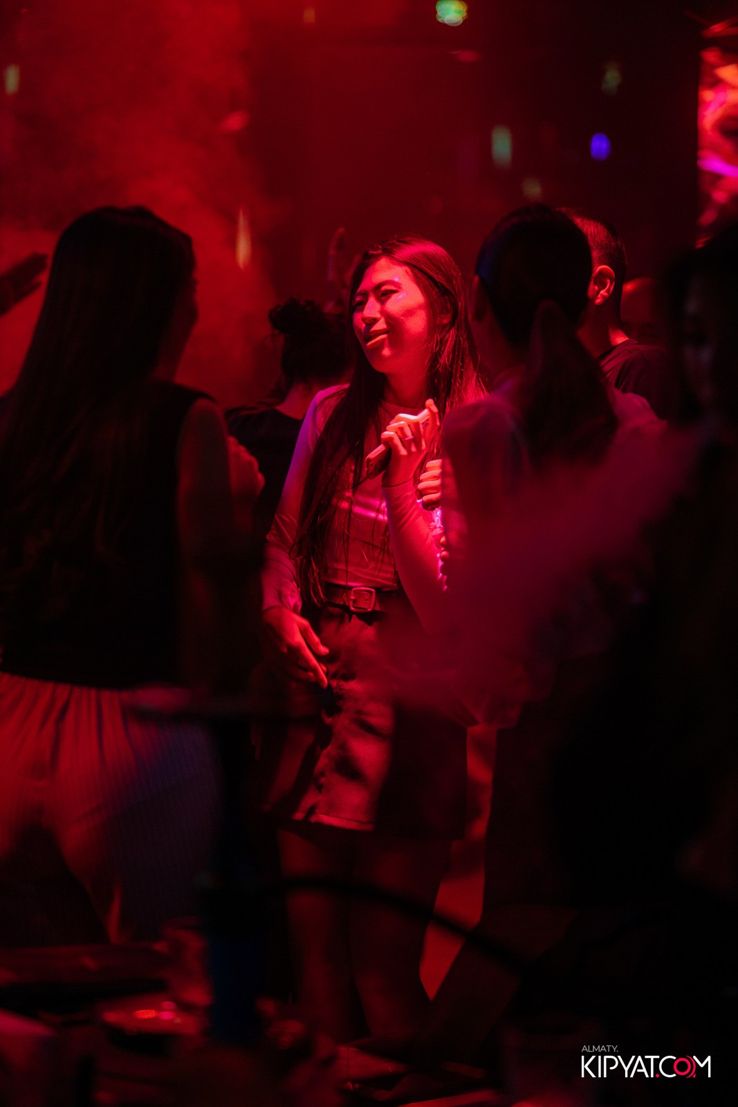 FRIENDS BAR & TERRACE. КИПЯТКОМ АЛМАТЫ!