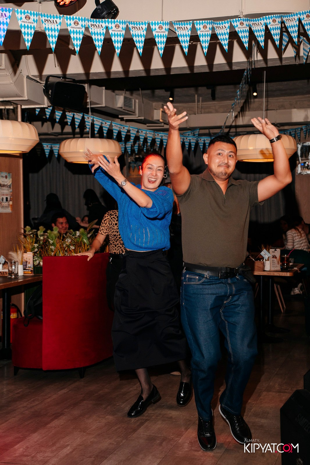 OKTOBERFEST — ПИНТА НА СЕЙФУЛЛИНА. КИПЯТКОМ АЛМАТЫ!