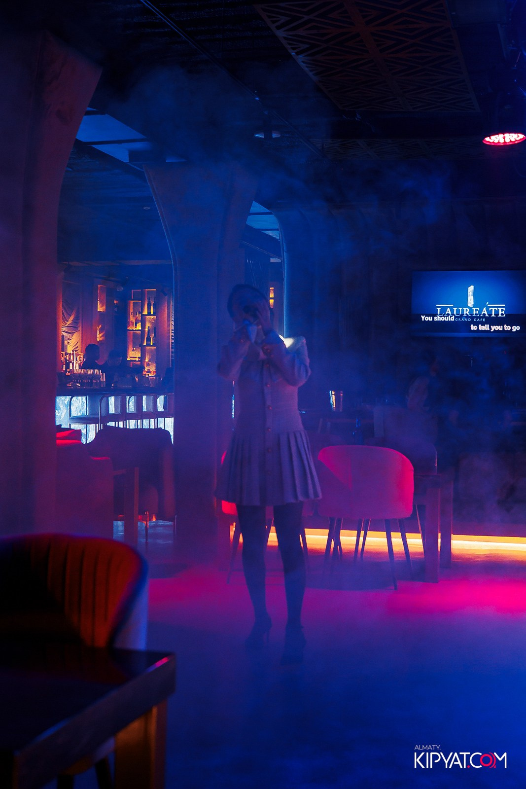 LAUREATE KARAOKE HALL. КИПЯТКОМ АЛМАТЫ!