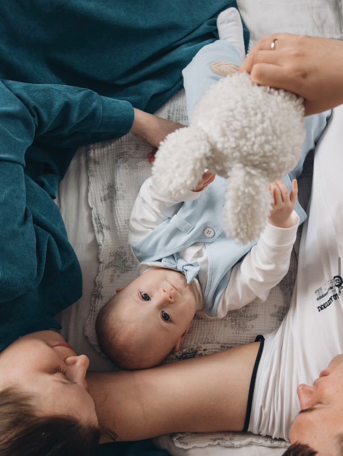 Привет, меня зовут Марго и я твой фотограф :)