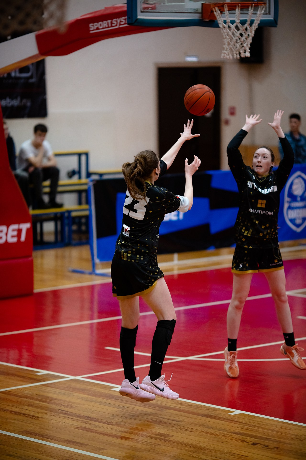 Юность — ЧГУ-Атланта. Фотография