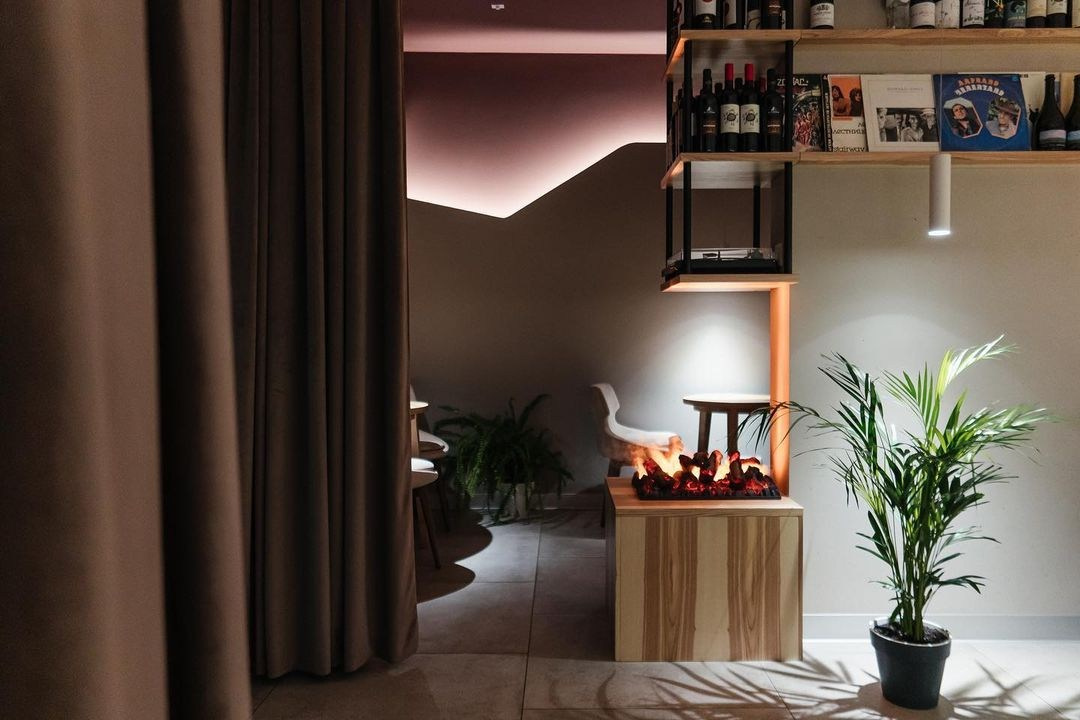 Дизайнер интерьеров