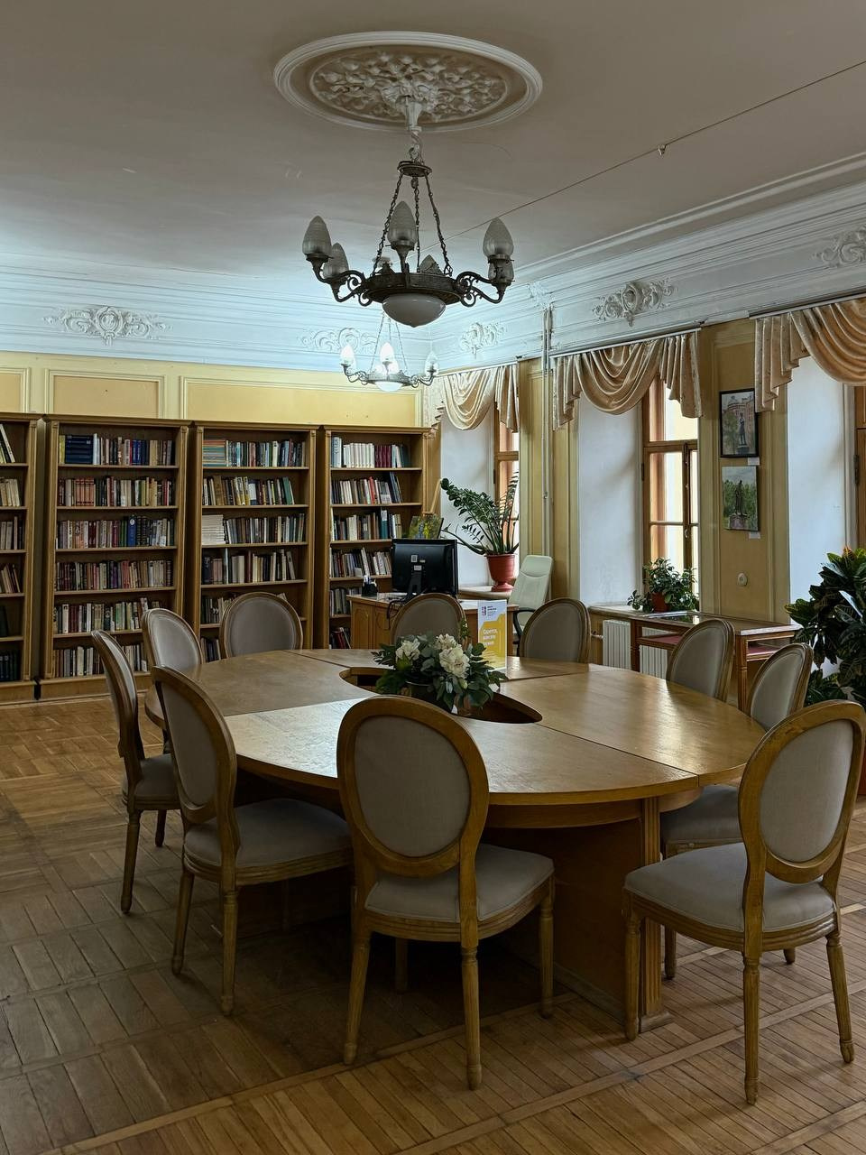 Библиотека-читальня имени А. С. Пушкина. Фотограф Александра Сыщенко