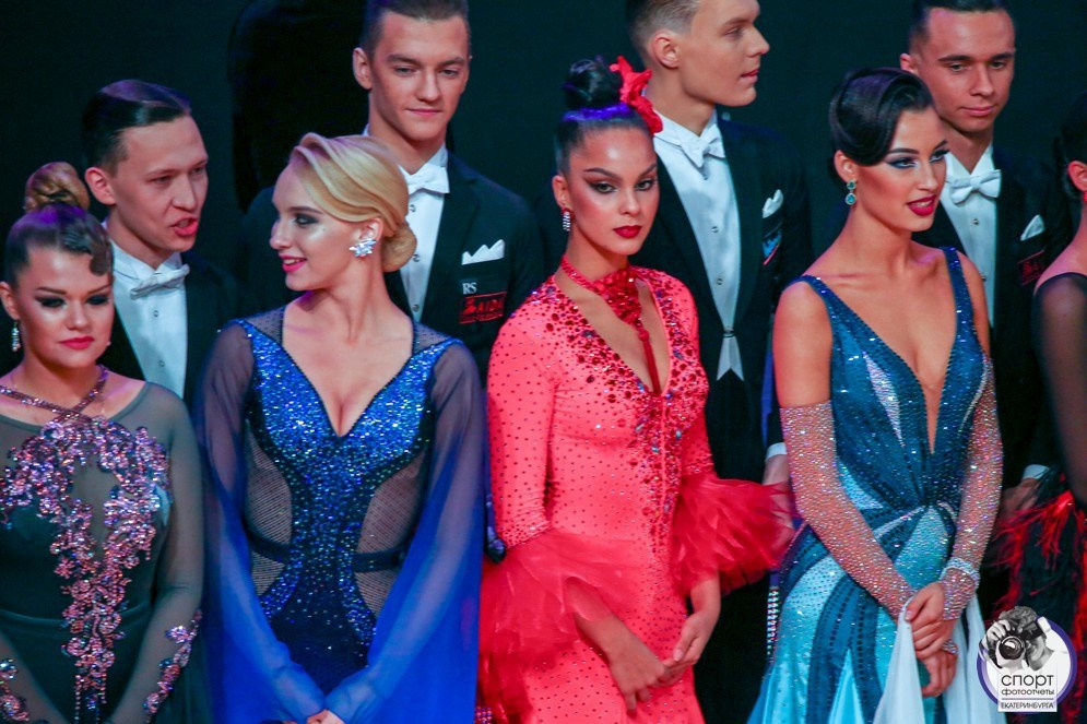 DANCE. Фотограф для маркетплейсов Михаил Бове