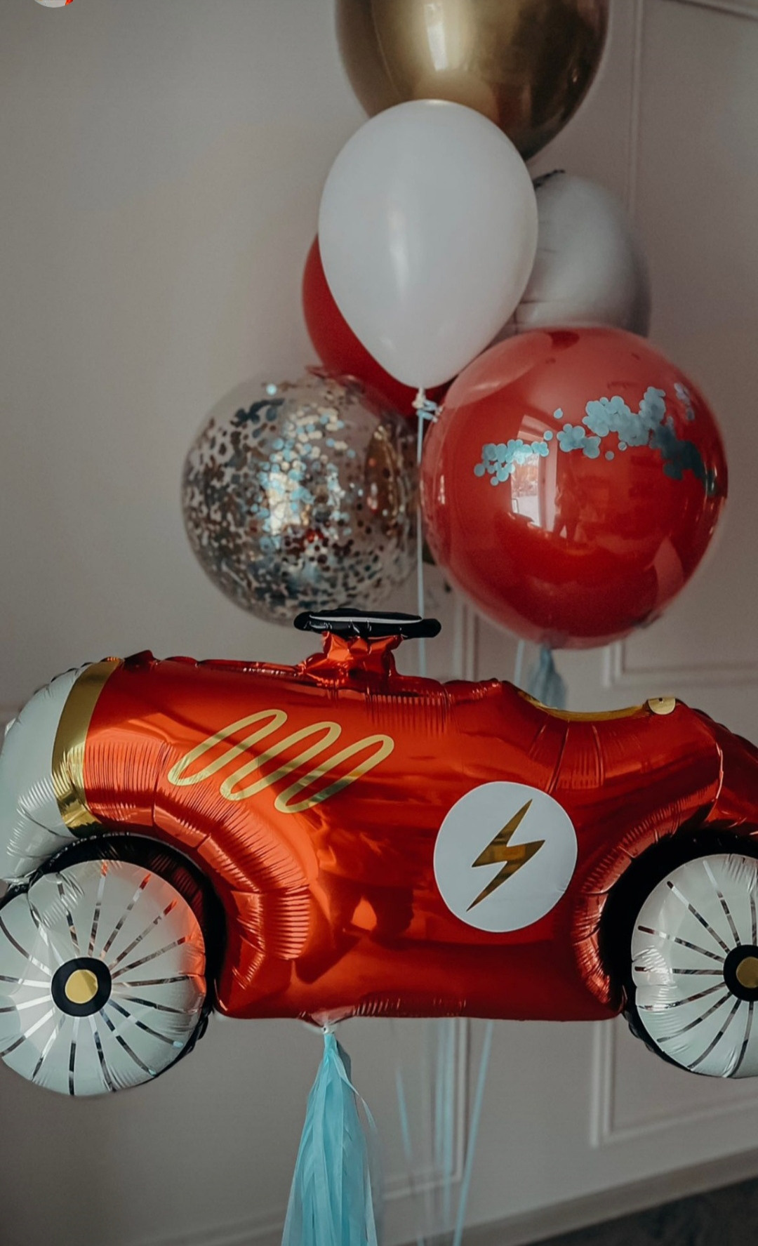 Мальчику на день рождения с 4 -17 лет. Аэродизайнер Елена Лин