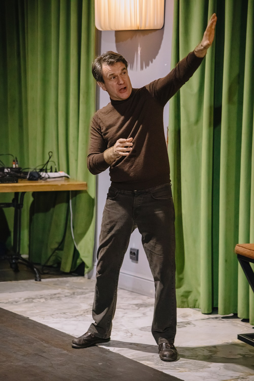 «Истории из чемодана | Довлатов», Леонид Таранов. Фотограф Михаил Ряховский