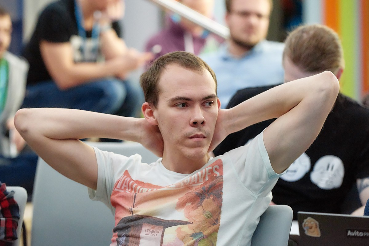 Нейромонах Феофан в Avito. Репортажный фотограф в Москве Вадим Францев