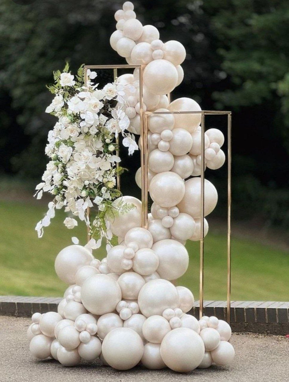 Vjenčanje Devojačko veče Prosidba Dekoracije za vjenčanje Dekoracije za devojačko veče Dekoracije za prosidbu Dekoracija za vjenčanje Dekora. Шары с гелием, фотозоны Нови Сад Белград. Balone i dekoracije od balona Novi Sad Beograd