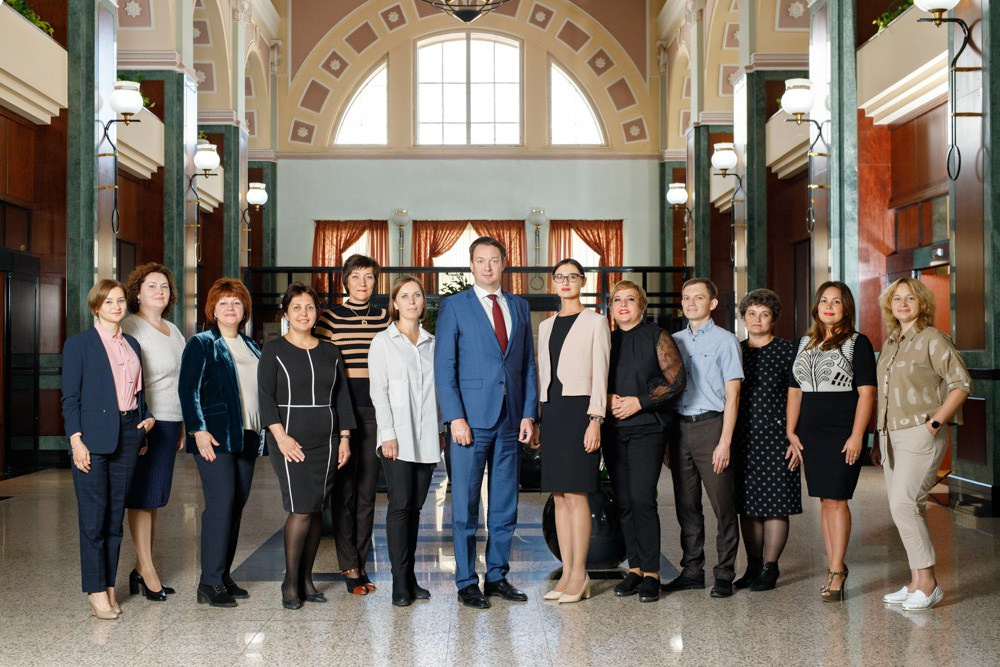 Коллективный групповой портрет - Фотосъемка - Портфолио фотографа. Промышленный фотограф | Бизнес-фотосессии | Казань и РФ