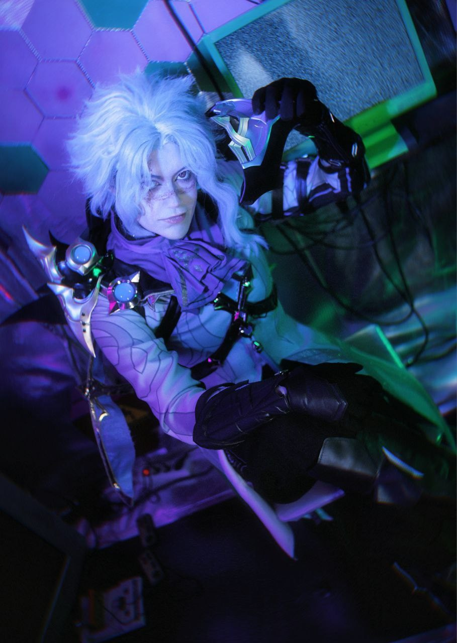 GENSHIN IMPACT: DOTTORE. Polaroud love