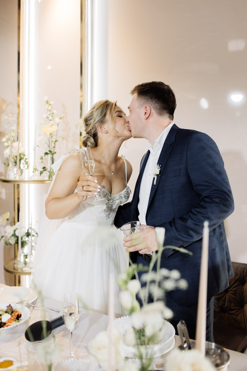 РЕСТОРАН «ГОСТИ». ДЕМИД И АННА. Свадебный и индивидуальный фотограф в Челябинске Евгения Негодяева