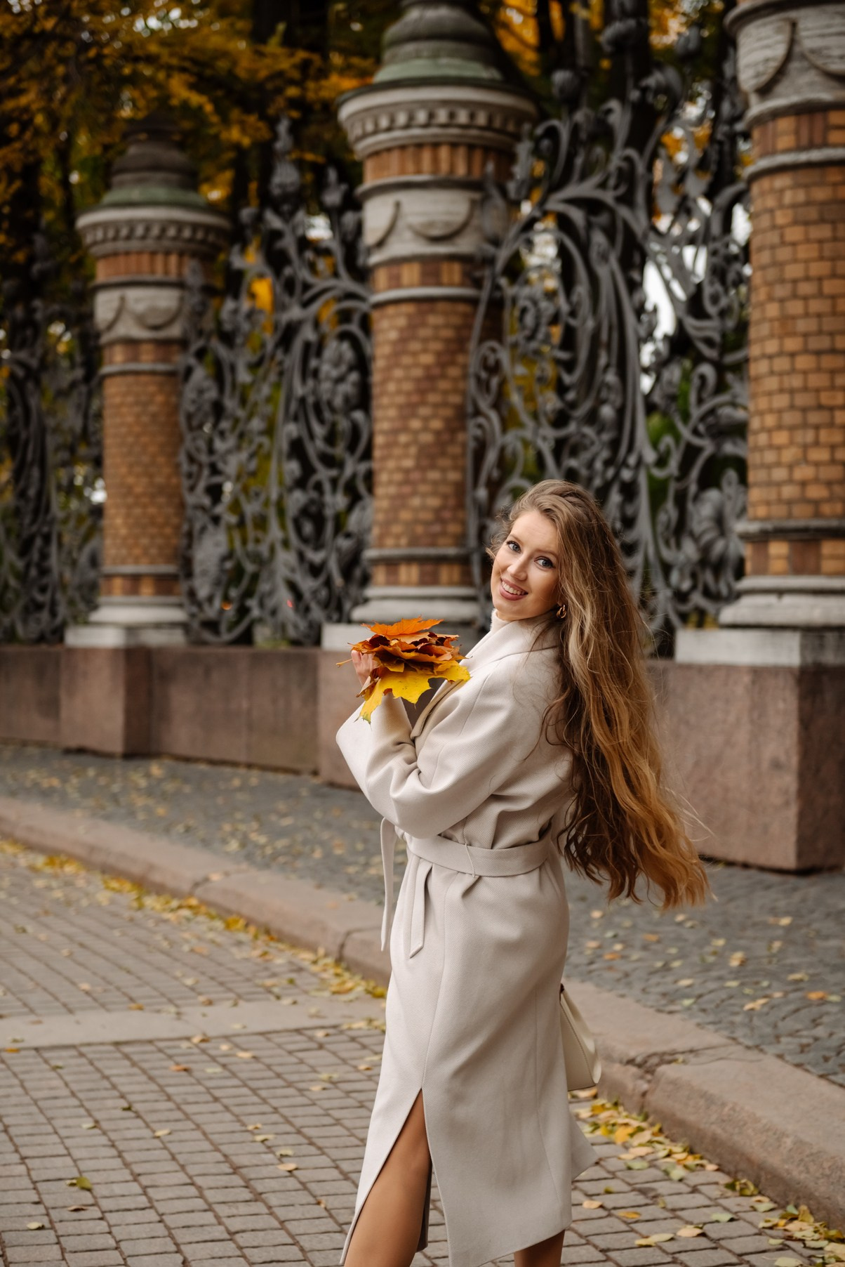 Осенняя фотосессия в Питере в Михайловском саду. Свадебный и сеейный фотограф в Санкт-Петербурге Елена Худякова