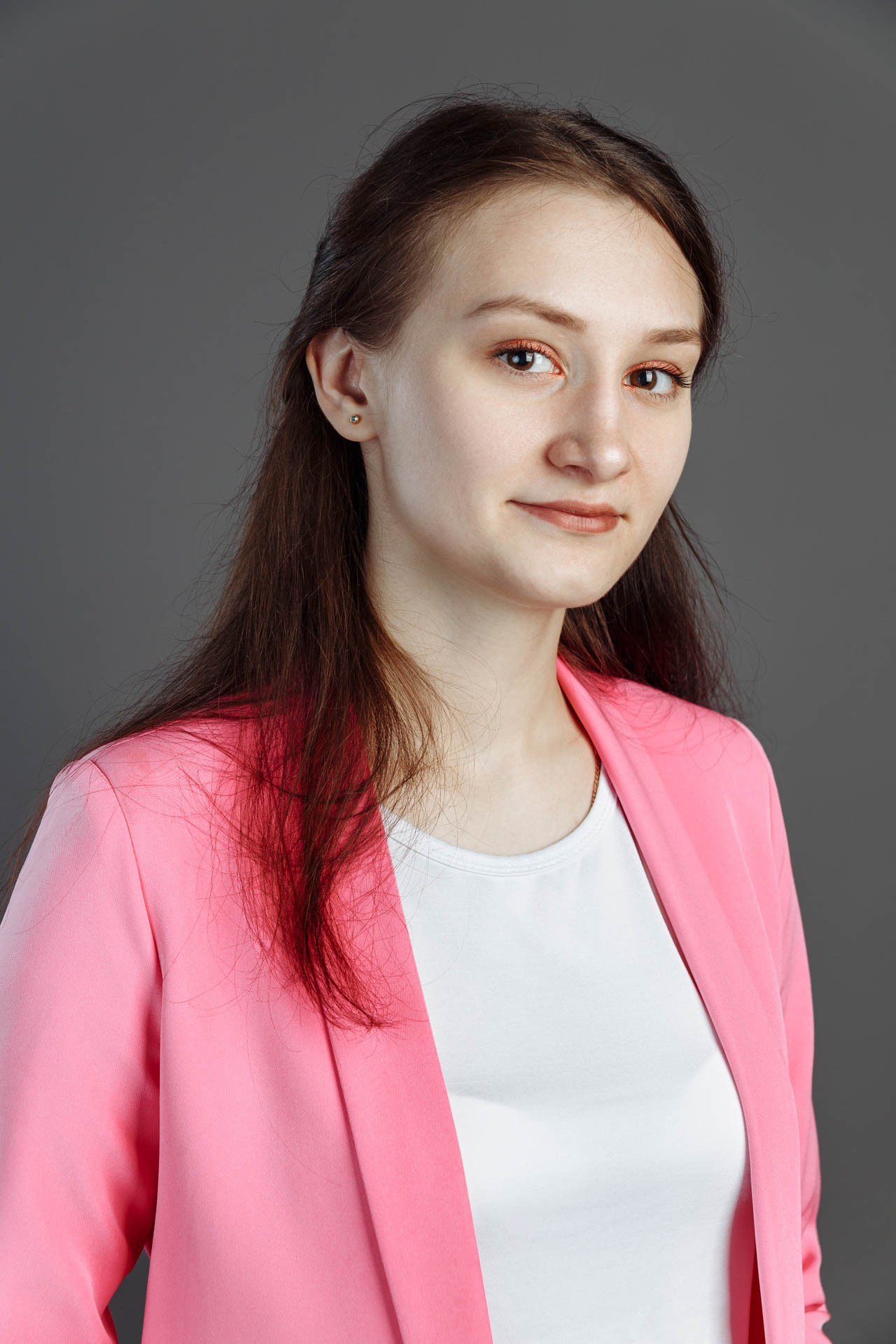 Бизнес-портреты сотрудников для сайта страховой компании InsFamily. Событийный фотограф Максим Бескоровайновнов