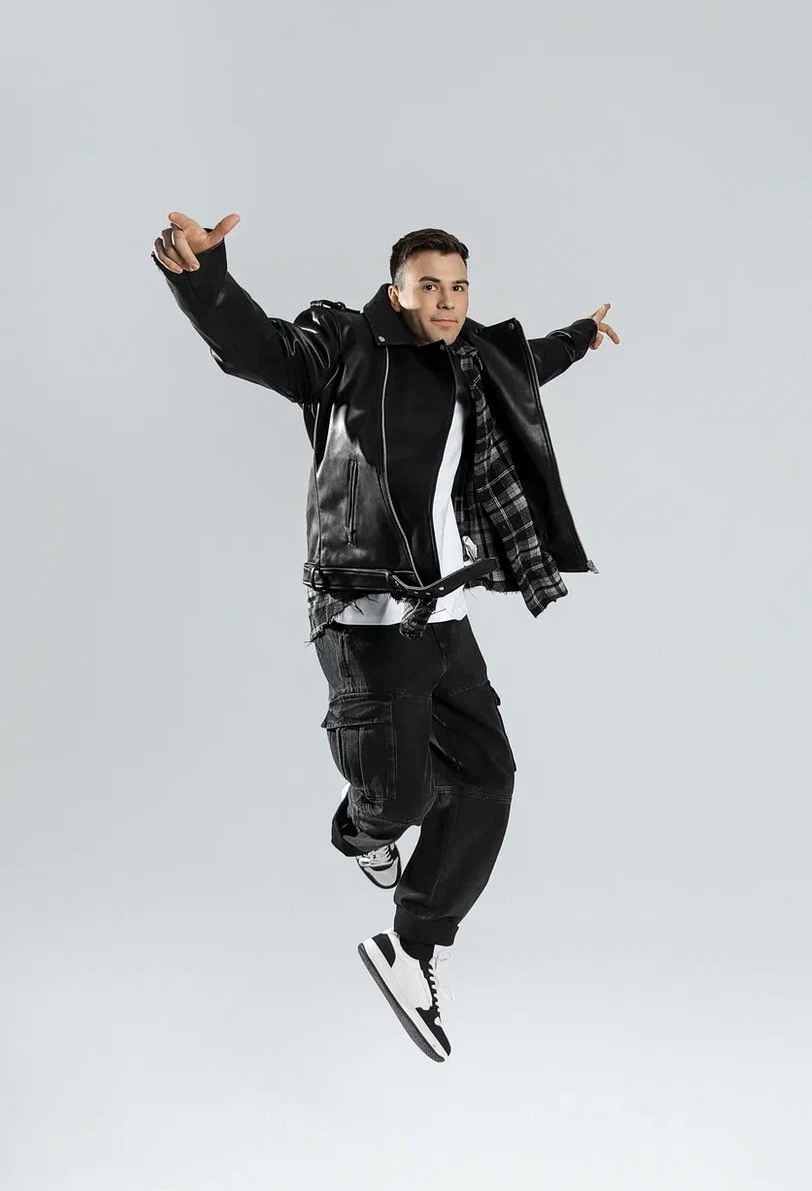 Михаил А. Мен. Фото и видео продакшн в Москве — съемка для брендов и маркетплейсов