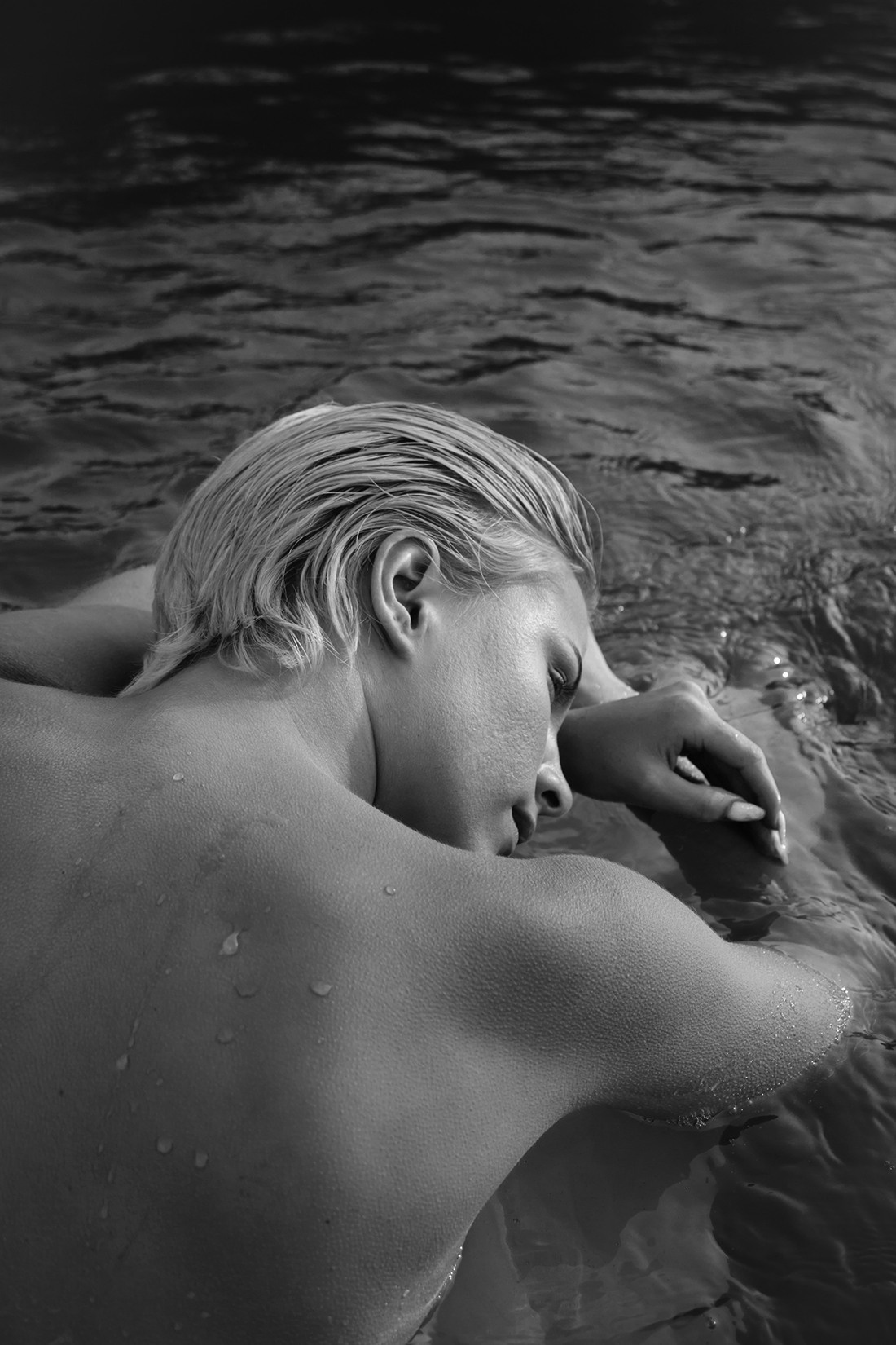 Женские уличные портреты для серт. Фотограф Анастасия Косюра