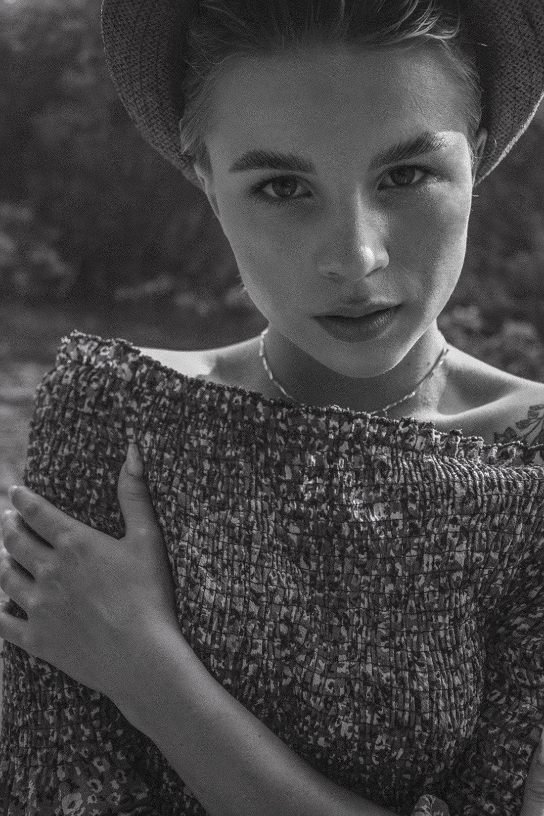 Женские уличные портреты для серт. Фотограф Анастасия Косюра