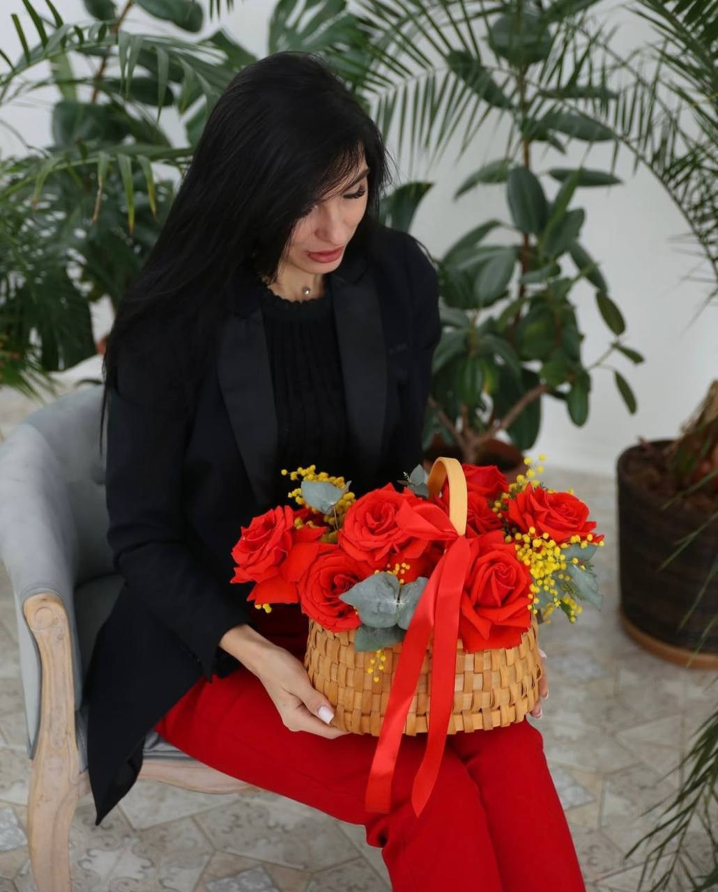 Купить цветы с доставкой по Москве