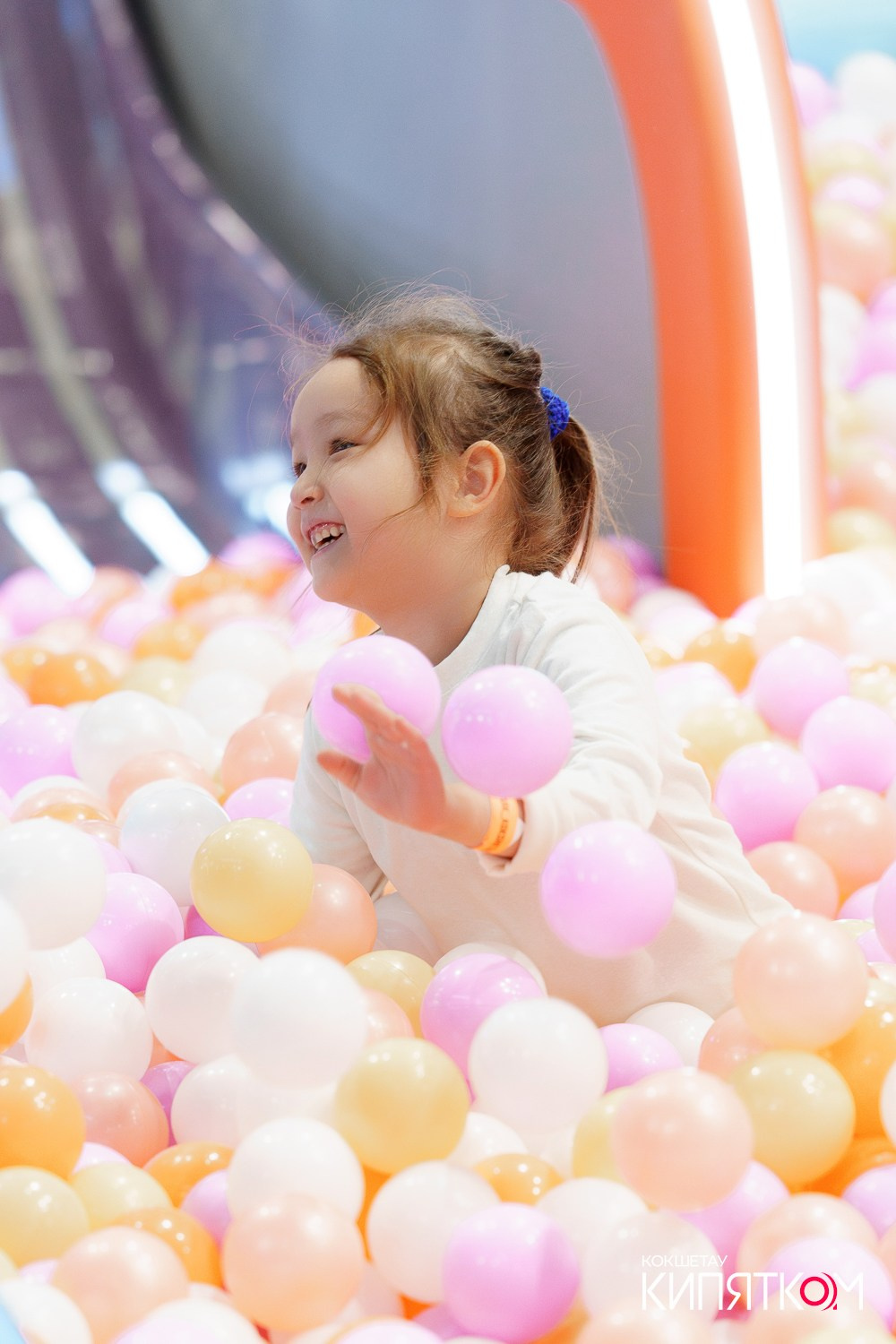 ОТКРЫТИЕ ТРЦ РИО 2. КИПЯТКОМ КОКШЕТАУ