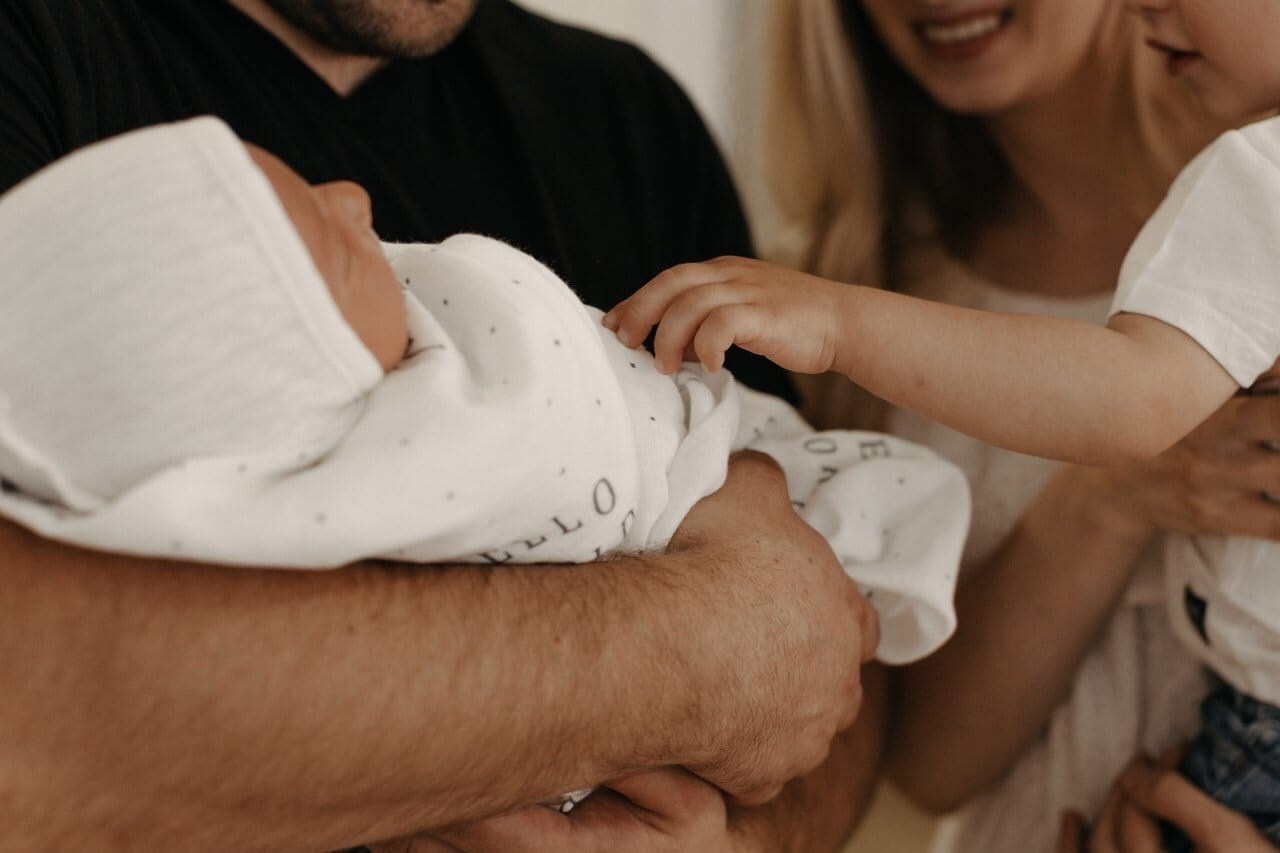Выписка из Зеленоградского роддома. Свадебный и семейный фотограф Скрынник Светлана