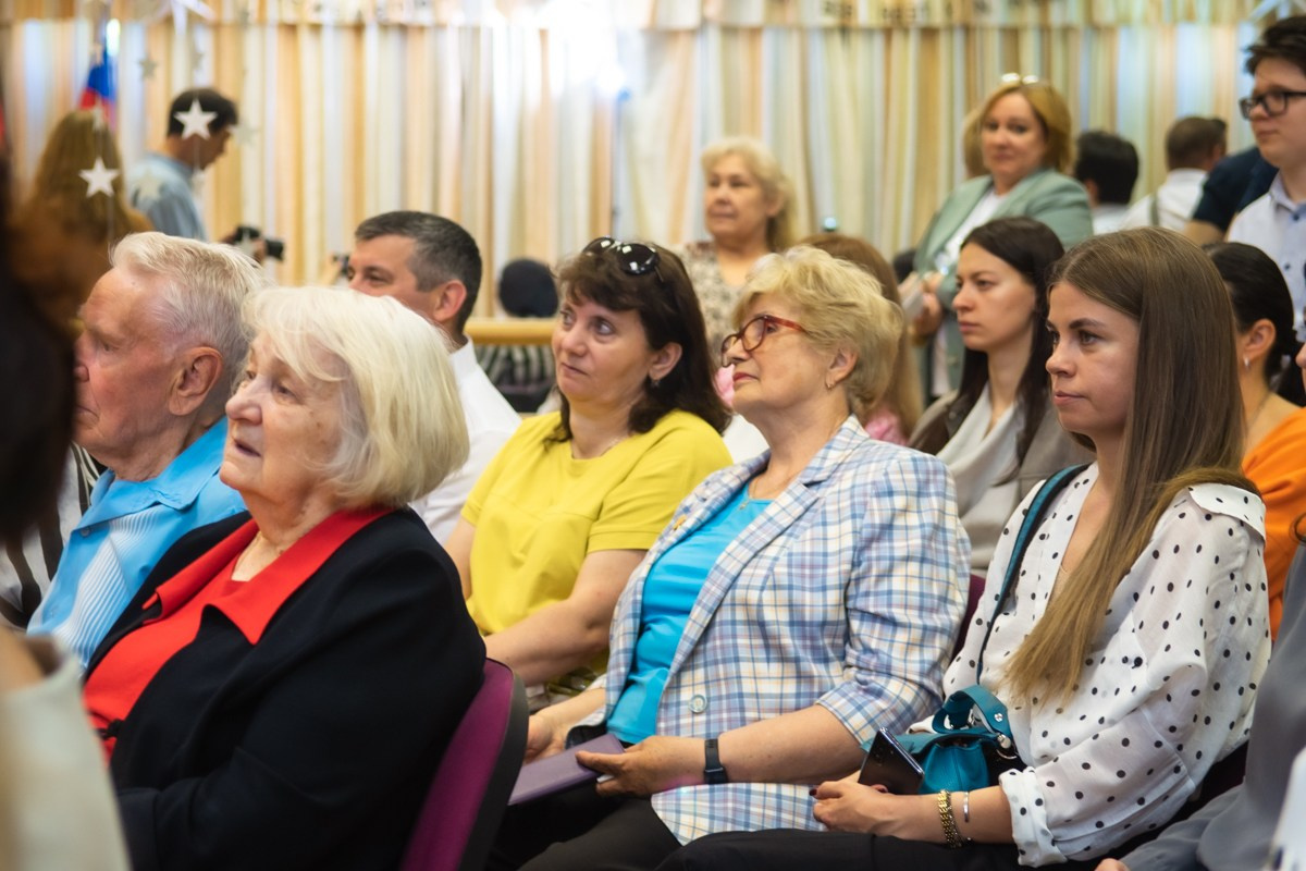 Последний звонок. Выпускные альбомы в Москве и области от Анны Гайдаш