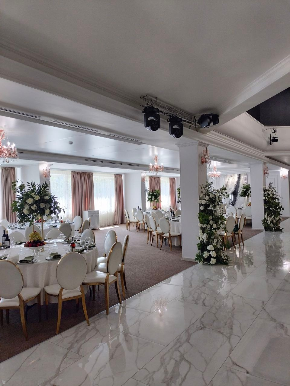 цветы на заказ. цветы. флорист дизайнер. клиентский сервис. головинский район. сао. флорист ховрино. флорист головинскийрайон. флорист клин. оформление цветами. цветочное оформление. оформление живыми цветами. современная флористика. камерная свадьба. большая свадьба. флорист на свадьбу москва. декоратор на свадьбу. концепция свадьбы. ручная работа. маленькая свадьба. бюджетная свадьба. дорогая свадьба. работа на заказ. живые цветы. украшение живыми цветами