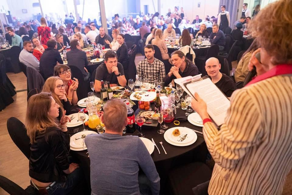 Фотографии с корпоративов, фотографии с праздника корпоратива. Ведущий праздников в России живу в Москве Карпенко Александр