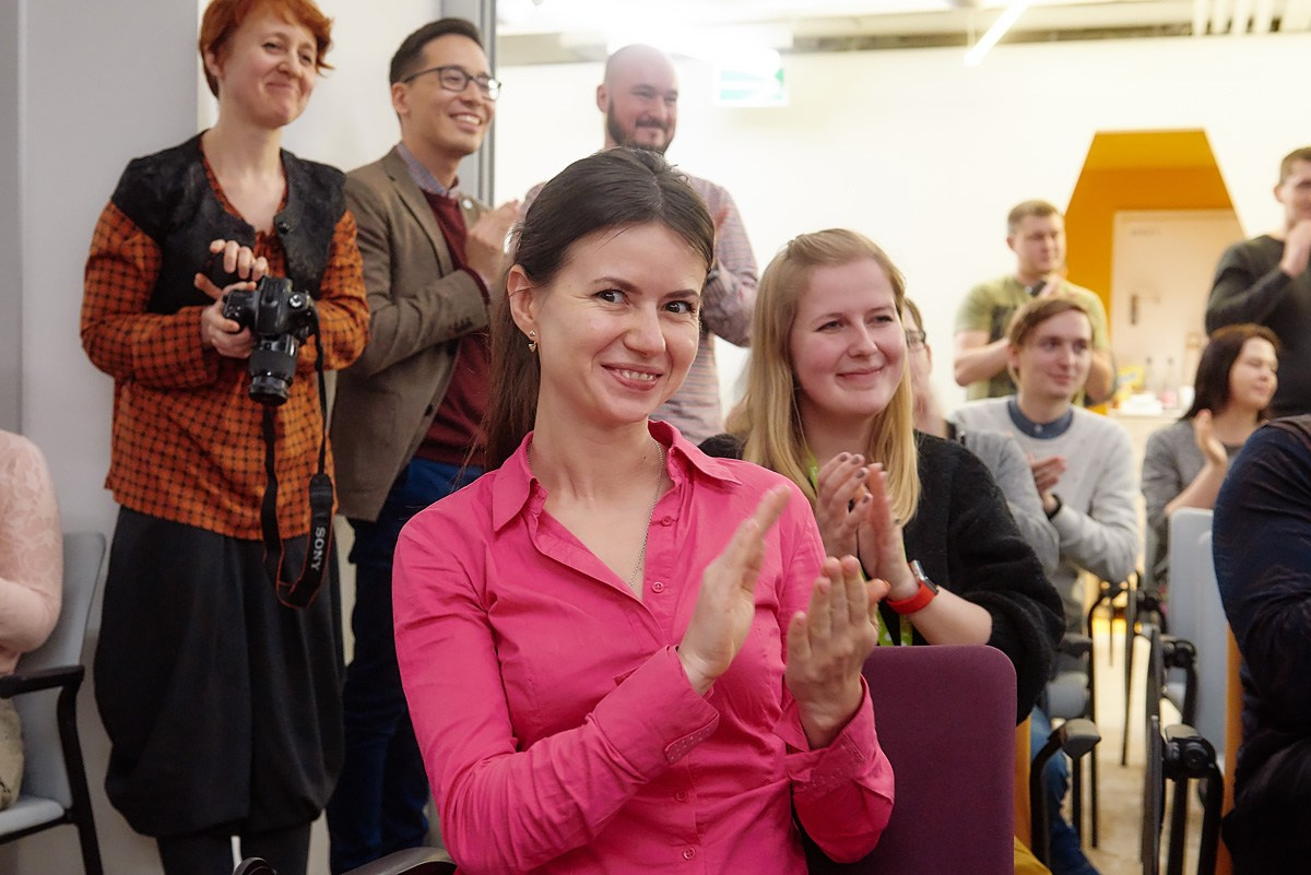 Нейромонах Феофан в Avito. Репортажный фотограф в Москве Вадим Францев