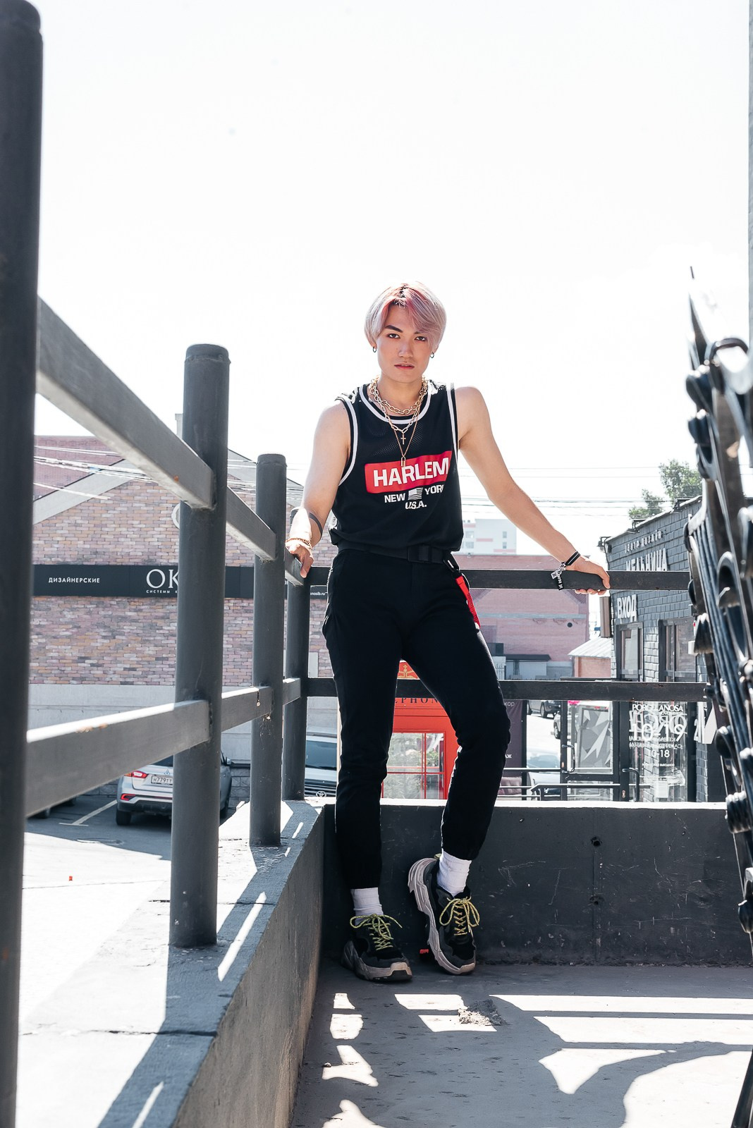 Креативная уличная фотосессия для мужчины. Фотограф в Новосибирске Юлия Туманова