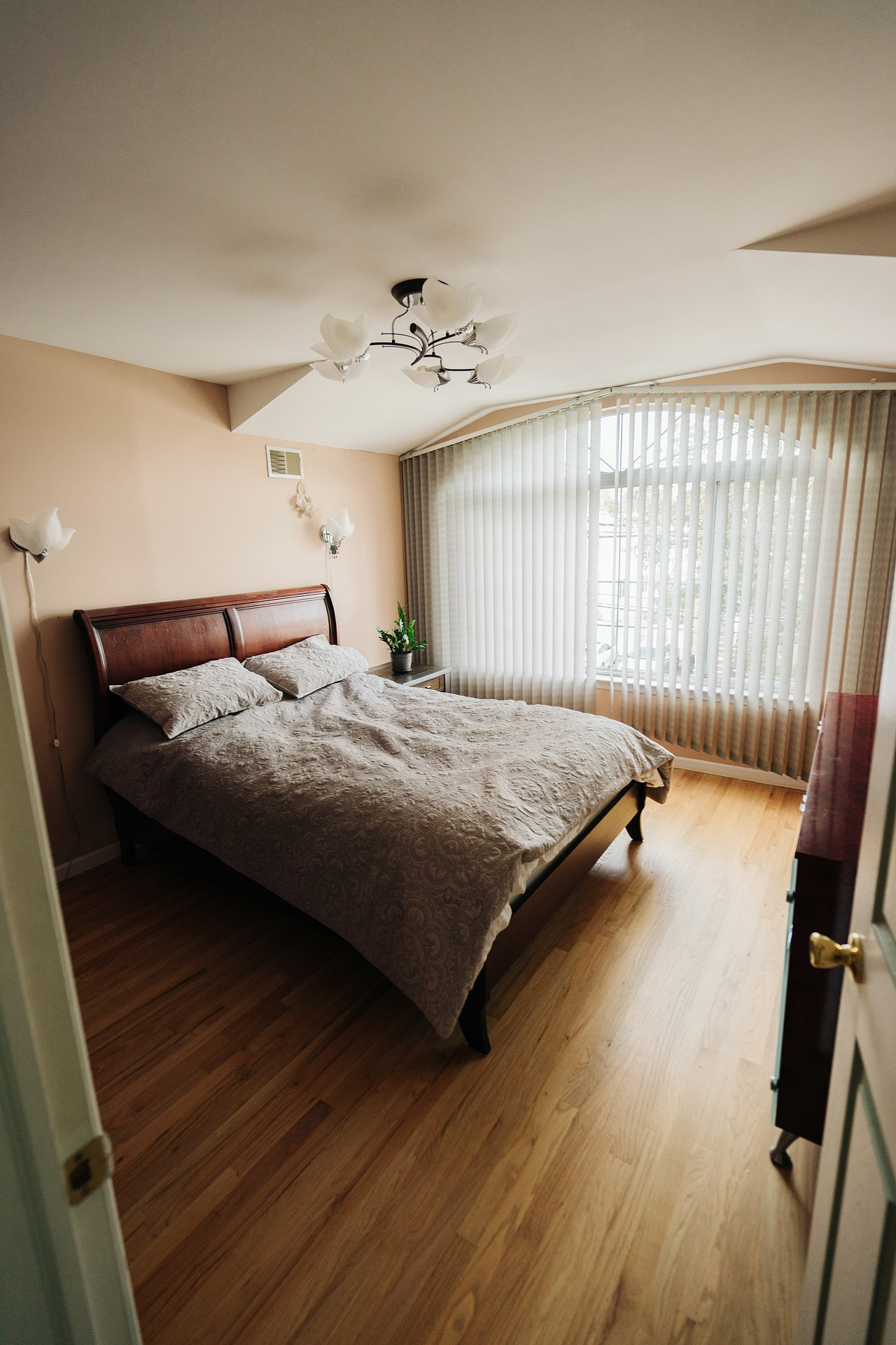 Real estate in Brooklyn. New York photographer RINAT SHAHMETOV in New York city