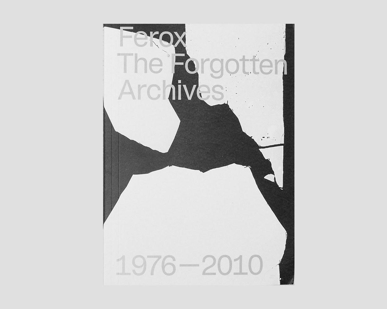 Фотокнижная библиотека Кати Селезнёвой. Фотограф и исследователь фотографии из Санкт-Петербурга Елизавета Веприцкая