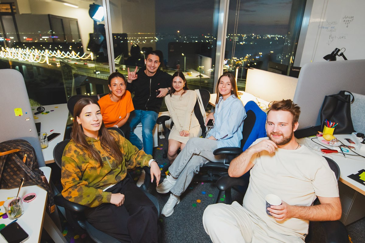 БЦ «5 МОРЕЙ» День рождения «YANDEX» Ростов-на-Дону