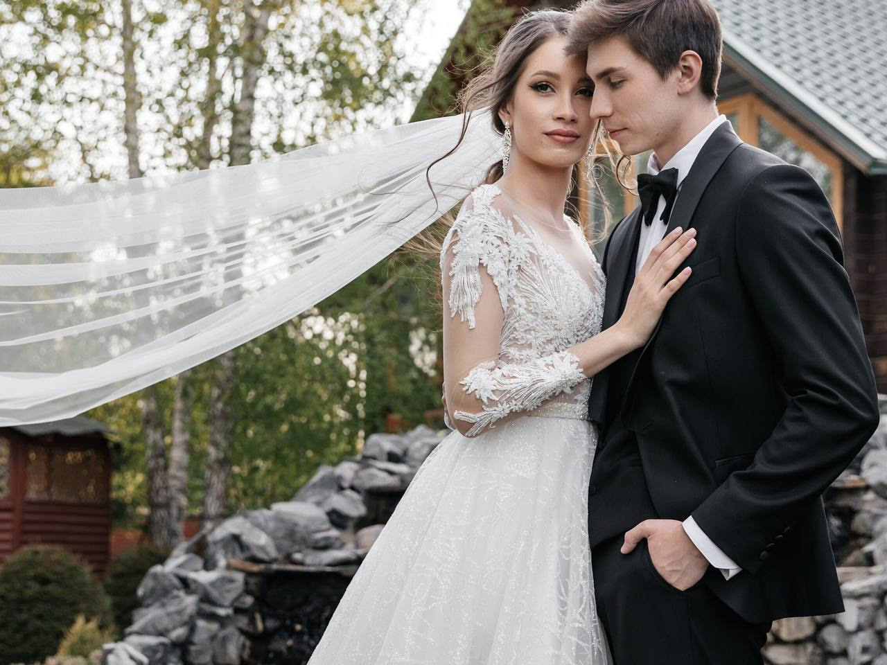 Модельное агентство MODELS INDUSTRY. Поиск новых лиц. Работа в других странах. Москва, Санкт-Петербург, Новосибирск, Екатеринбург, Казань. Международное модельное агентство MODELS INDUSTRY в Новосибирске