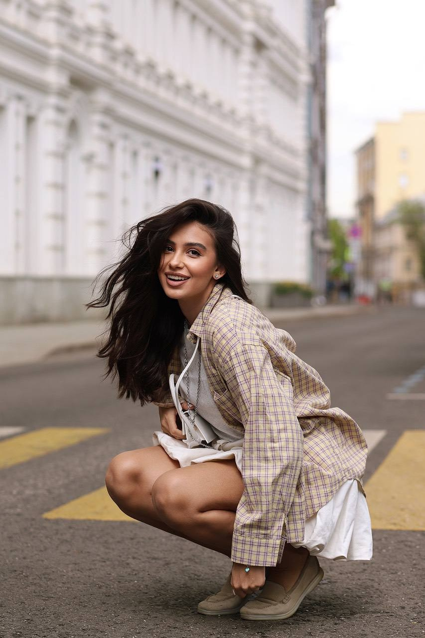 Съёмка на улице. Женский фотограф в Москве